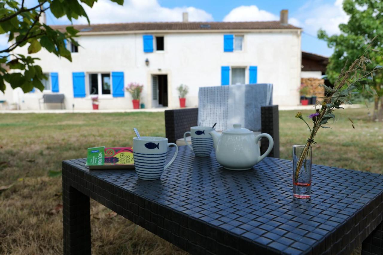 Moulin De Mauzac Bed & Breakfast Saint-Just-Luzac ภายนอก รูปภาพ