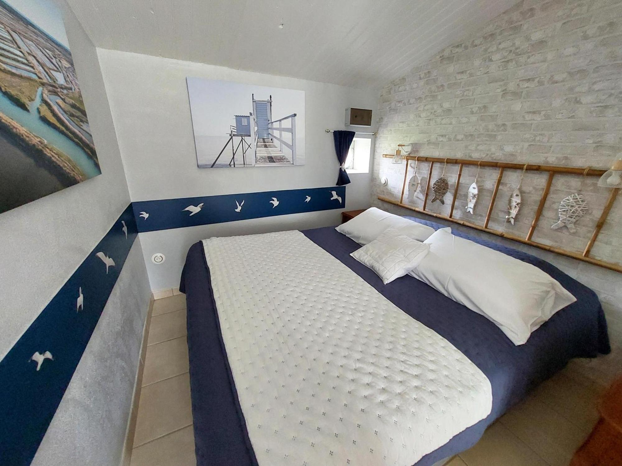 Moulin De Mauzac Bed & Breakfast Saint-Just-Luzac ภายนอก รูปภาพ